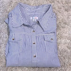 D & Co Plus-Size Button-Down Top